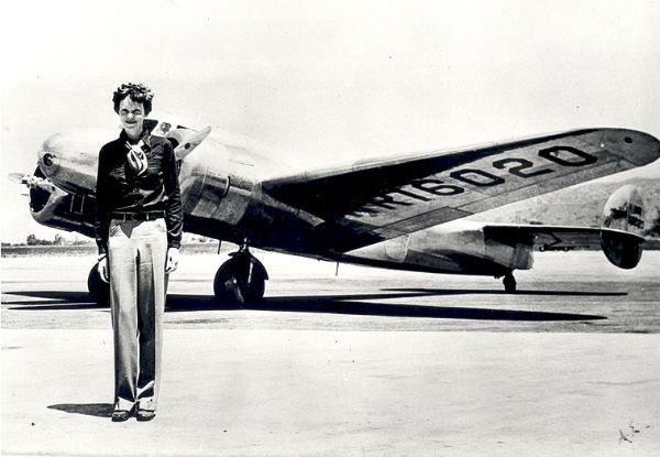 AMELIA EARHART