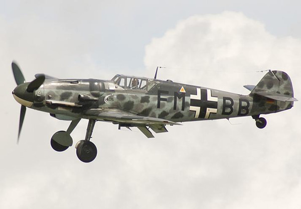 [Image: me109-02b.jpg]